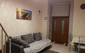 Квартира студія подобово 3